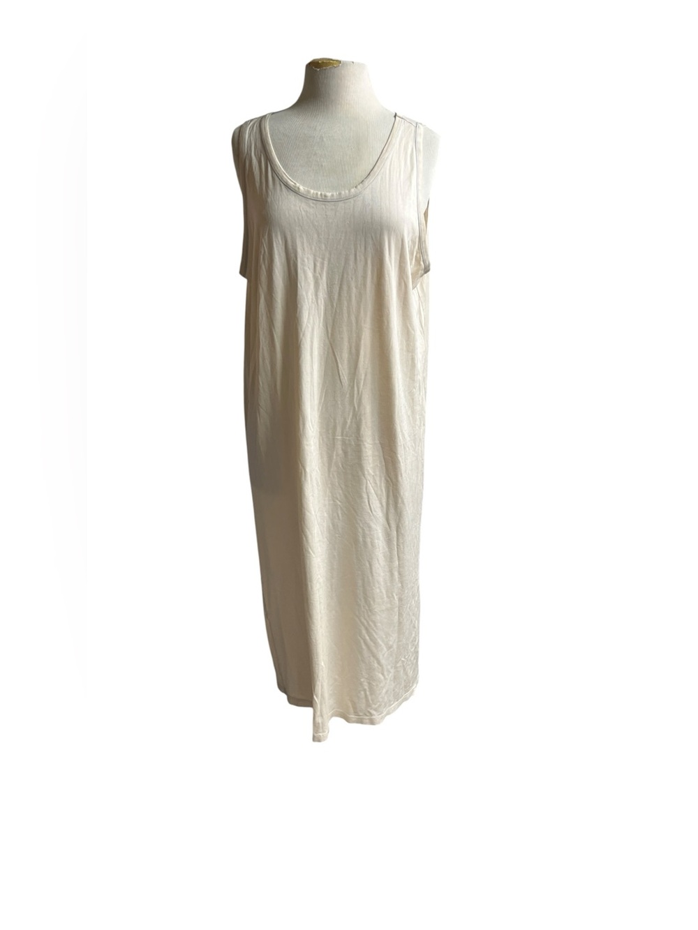Hanro L cream nightgown
